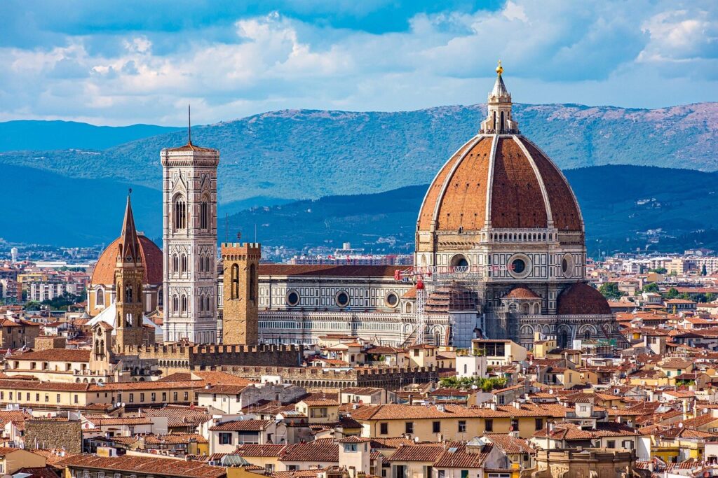 Florence Cathedral and Baptistery exterior in the historic center — a must-see landmark when planning what to do in Florence in one day. This iconic site is perfect for travelers exploring what to do in Florence Italy in 1 day or even what to do in Florence Italy in 2 days