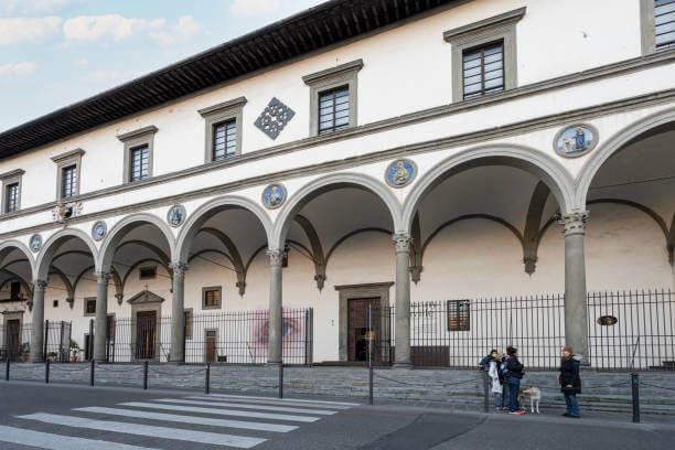 Ospedale degli Innocenti facade in Florence