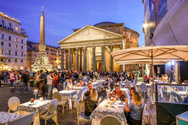 Outdoor dining near the Pantheon Rome — traditional Roman restaurants and trattorias.