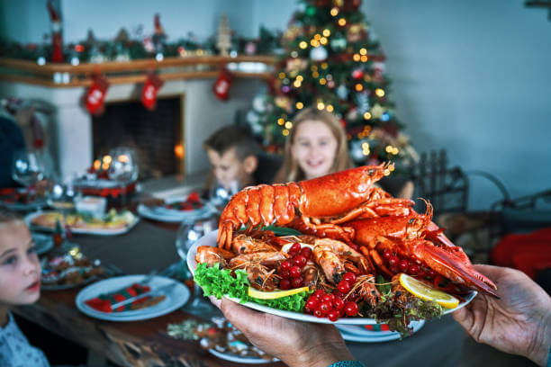 La Vigilia Christmas Eve dinner in Italy with traditional seafood dishes