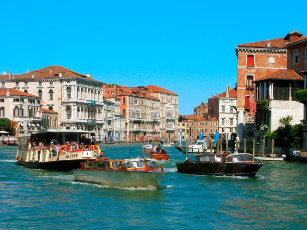 venice travel guide grand canal